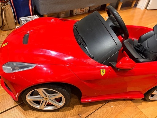 フェラーリF12ベルリネッタ電動乗用ラジコン 子供用(ジャンク品)