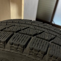 スタッドレス145/80 R13（ブリヂストン）の画像