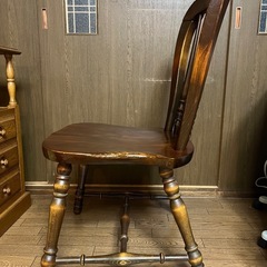 カリモク家具　椅子の画像