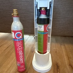SodaStream 炭酸水メーカー ホワイトの画像