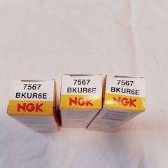 プラグ3本　NGK7567 [BKUR6E]の画像