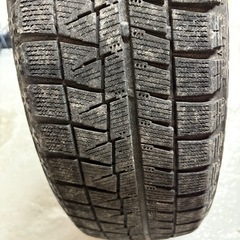 アクアスタッドレスの画像