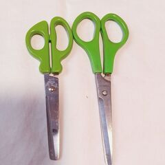 大量に必要な方に　子ども用ハサミの画像