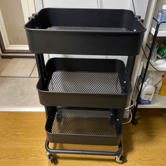 IKEA イケア　ワゴン　ロースコグ　黒　ブラックの画像