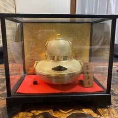 黄金茶釜の画像