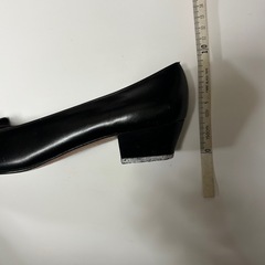 靴4　サルヴァトーレ・フェラガモ（Salvatore Ferragamo）パンプスの画像