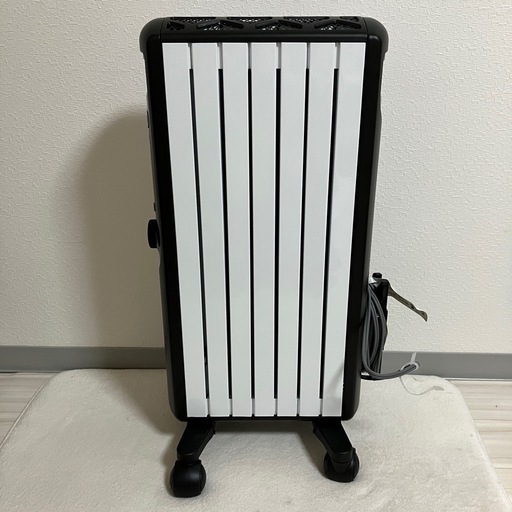 定価74800円　未使用　デロンギ　マルチダイナミックヒーターMDHU09-BK