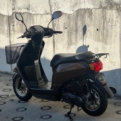 大人気セール‼️実走行距離1.6万キロ🏃‍♀️安心の高年式😌バッテリー充電済み🔋前後タイヤまだまだ山あり🗻オイル交換済み♻️燃費重視&バイク初心者の方にオススメ🔰ラクラク始動のインジェクション💥AF79 タクト✴の画像