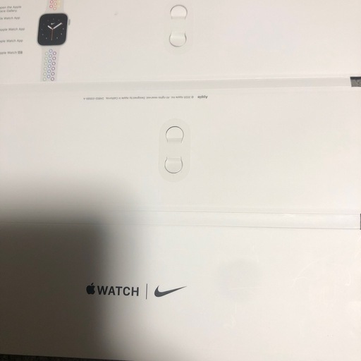 新品未使用！アップルウォッチナイキモデル　NIKEコラボ