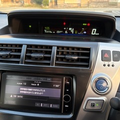 H25年式プリウスa 5人乗りの画像