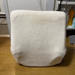 アイリスオーヤマ　座椅子　コンパクトの画像