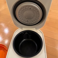 炊飯器の画像