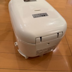 炊飯器の画像