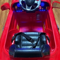 メルセデスベンツ電動乗用カーの画像