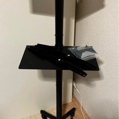 テレビスタンドの画像