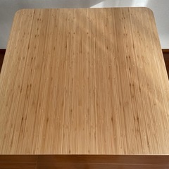 ダイニングテーブルの画像