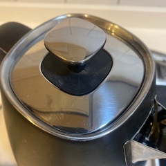 デロンギ　電気ケトル1.0Lの画像