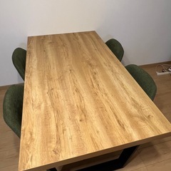 ダイニングテーブル・チェアセットの画像