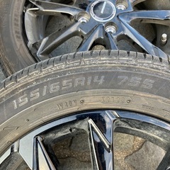 155/65R14 ラジアルタイヤとホイールのセットの画像