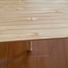 ダイニングテーブルの画像