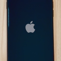 美品　AppleのiPhone SE（第3世代）64GB、ミッドナイトカラー　
送料込みの画像