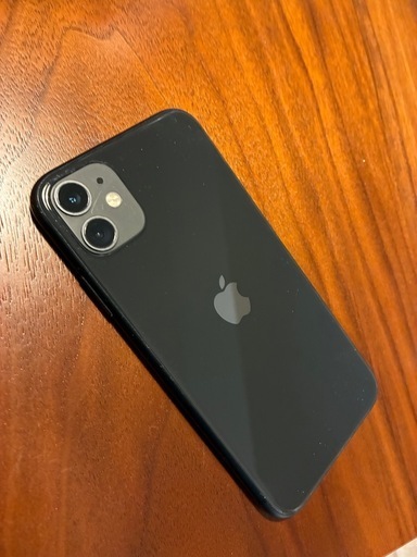 iPhone11 64GB（中古小キズ有）