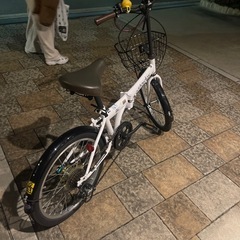 折りたたみ自転車の画像