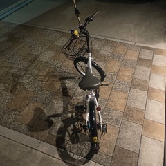 折りたたみ自転車の画像