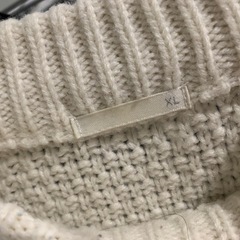 【not対面】GU アイボリーニット　XLの画像