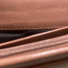 GUCCI財布の画像