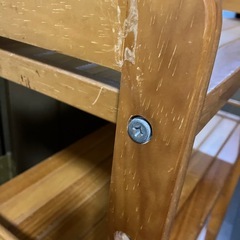 木のラック、棚の画像