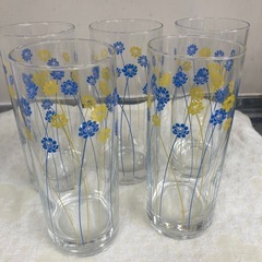 アデリアのレトロな雰囲気のグラスの画像