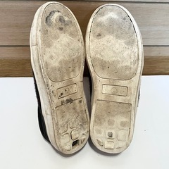 ハリスツイードのスリッポンの画像