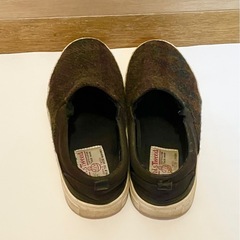 ハリスツイードのスリッポンの画像