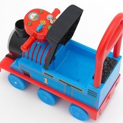 乗用 きかんしゃトーマス リアルビークル 乗用玩具 足けり乗用 押し車の画像
