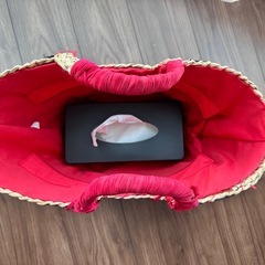 手編み籠バッグの画像