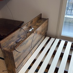 ビンテージ調ベッドフレーム‼️1/2日まで‼️の画像