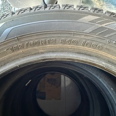 ヨコハマ冬タイヤ 185/60R15 iG60の画像