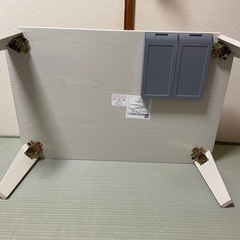 ニトリ　折りたたみテーブル　ホワイトウォッシュの画像