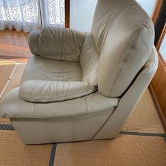 1人用ソファ　ベージュグレーの画像