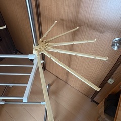 室内用 洗濯物干し ハンガーラックの画像