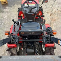 ヤンマートラクターの画像