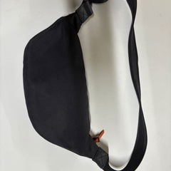 DIESEL ブラック ナイロンボディバック ウェストポーチの画像