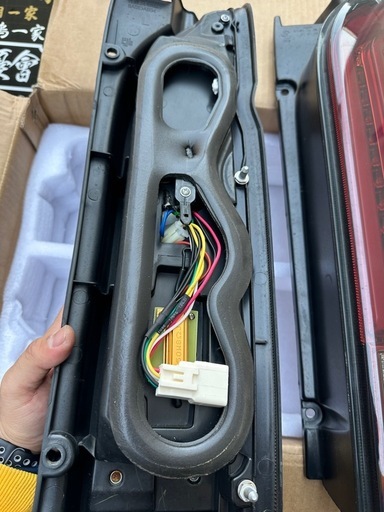 ヴァレンティ ハイエーステール