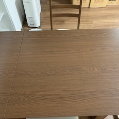 《お取引中》ニトリ　コンパクトダイニングテーブルの画像