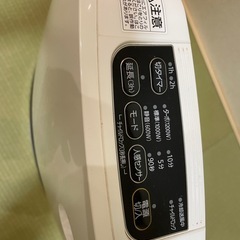 アイリス セラミックファンヒーター 2021年製の画像