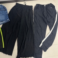 140cmサイズ ボトムス、ワンピース福袋7点の画像