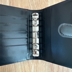 Hello Kitty システム手帳 ブラック　シール帳　バインダーの画像