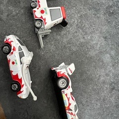 希少　カーズトミカ　シュウトドロキチームジャパンの画像