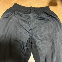 ATHLETAアスレタ　ウィンドブレーカー　パンツ　黒
の画像